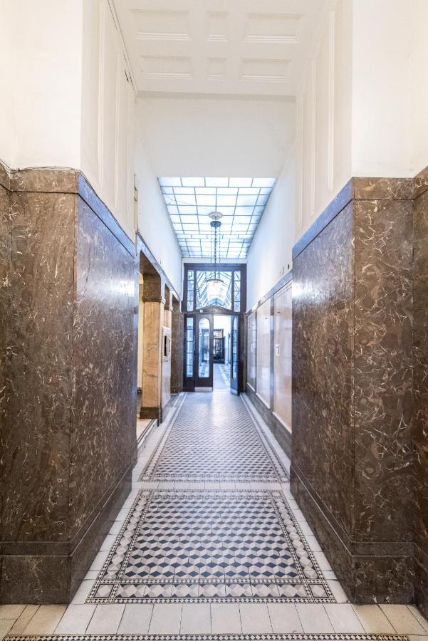 Vintage Elegance Mostcentralapt !Vaci Street! 布达佩斯 外观 照片